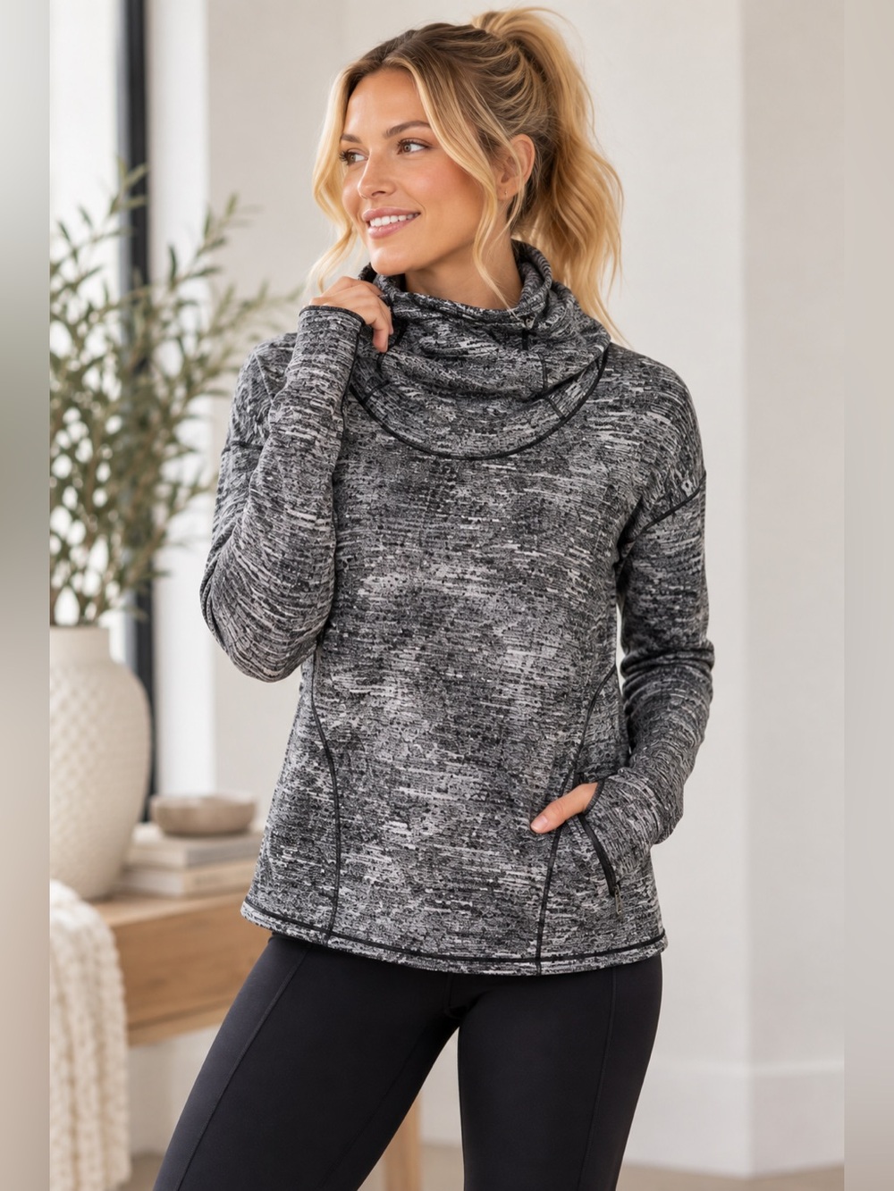 Lululemon Forever Endeavour Rulu Pullover Rush Jacquard Black White Size 8